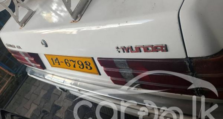 HYUNDAI STELLAR 1986