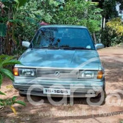NISSAN TRAD SUNNY 1988