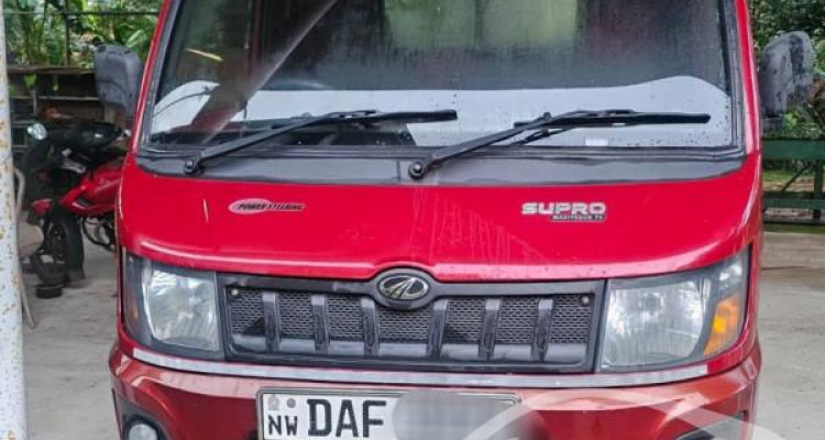 MAHINDRA SUPRO 2017