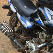 BAJAJ CT100 2011