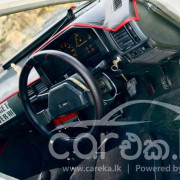 MAZDA FAMILIA 1989