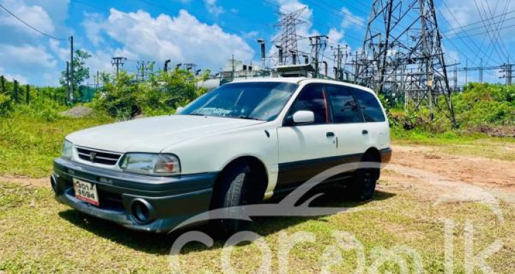NISSAN AD WAGON 1996