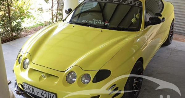 HYUNDAI COUPE 1999