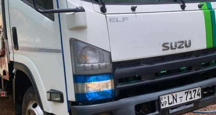 ISUZU ELF 2014