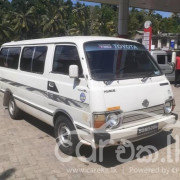 TOYOTA LH30 1982