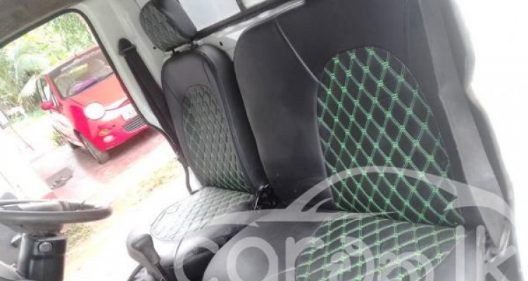 MAHINDRA MAXXIMO 2012