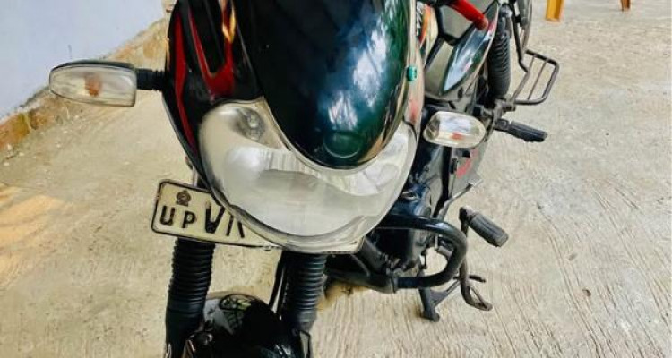 BAJAJ DISCOVER 135 2010