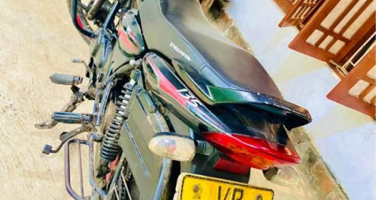 BAJAJ DISCOVER 135 2010