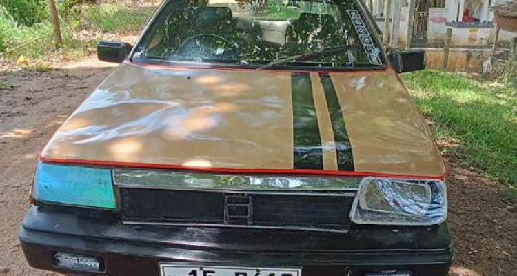 MITSUBISHI LANCER 1985