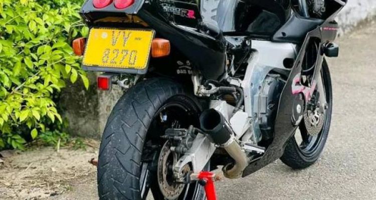 HONDA CBR 2006