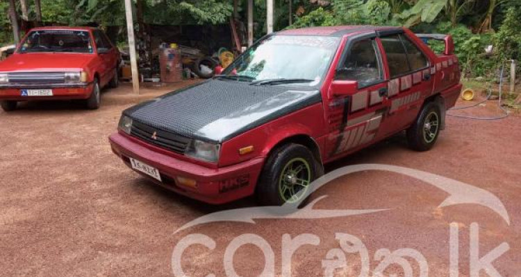 MITSUBISHI LANCER 1986