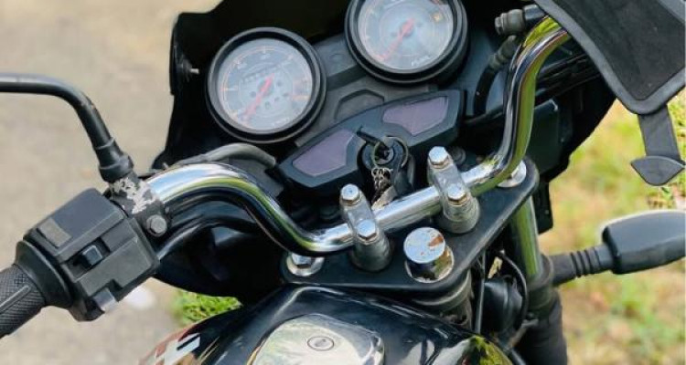BAJAJ DISCOVER 150 2011