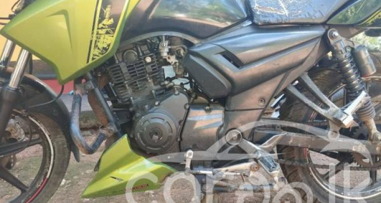 TVS APACHE 2017