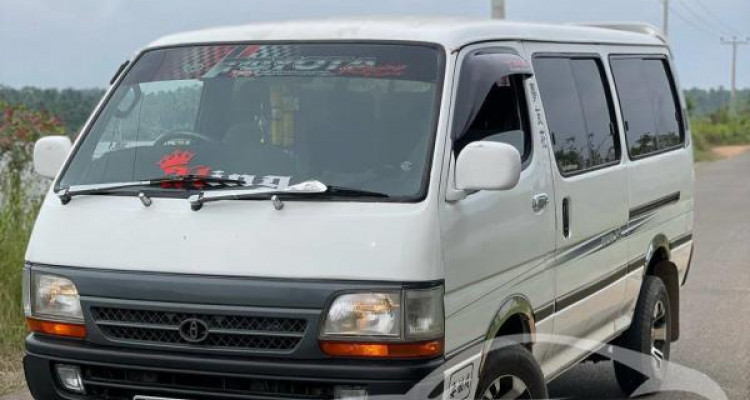 TOYOTA DOLPHIN 1994