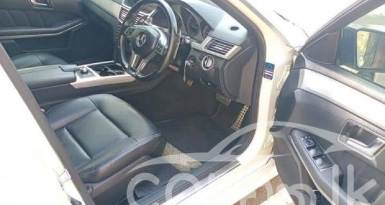 MERCEDES BENZ E250 2013