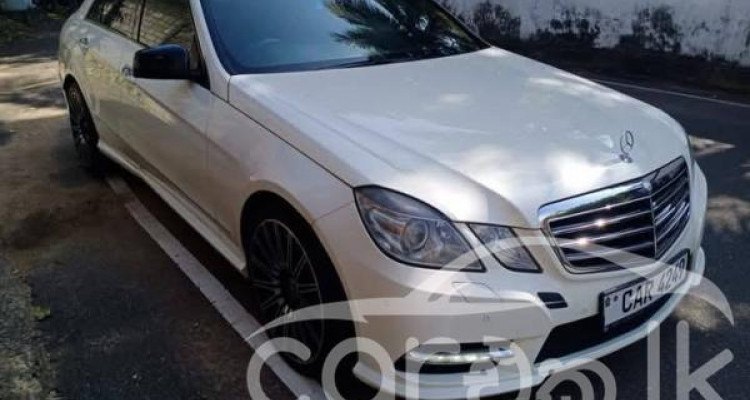 MERCEDES BENZ E250 2013