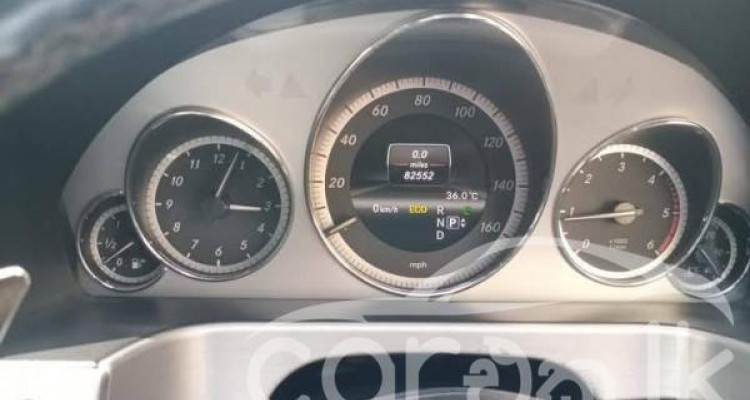MERCEDES BENZ E250 2013