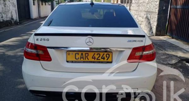 MERCEDES BENZ E250 2013