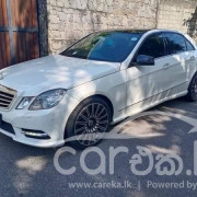 MERCEDES BENZ E250 2013