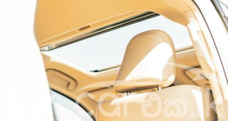 TOYOTA LAND CRUISER PRADO 2023
