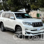 TOYOTA LAND CRUISER PRADO 2023