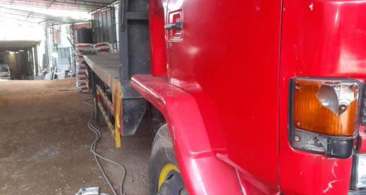 ISUZU ELF 1981