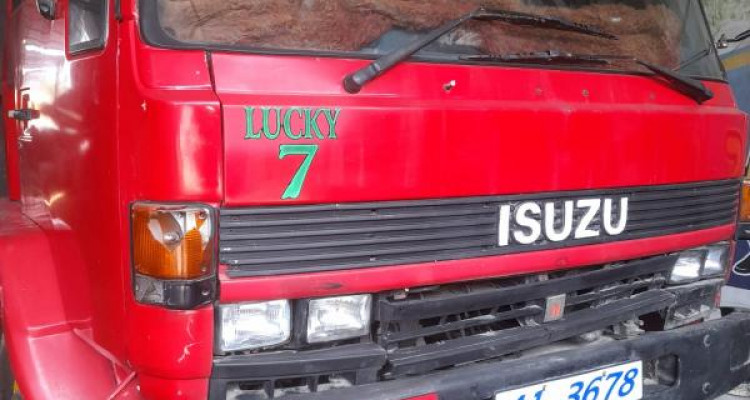 ISUZU ELF 1981