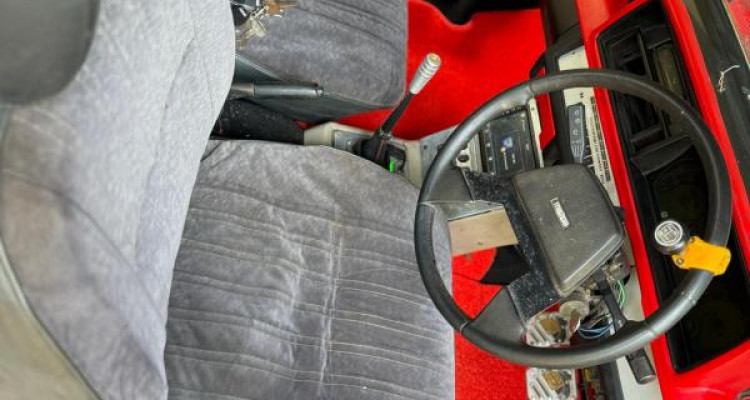 MAZDA 323 1983