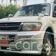 MITSUBISHI MONTERO 2000