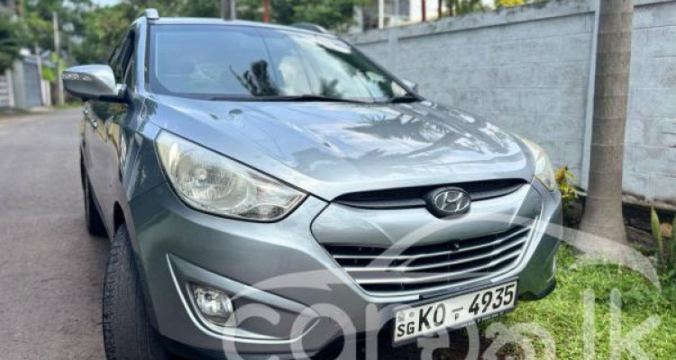 HYUNDAI TUCSON 2011
