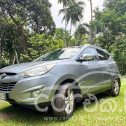HYUNDAI TUCSON 2011