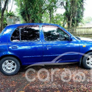 NISSAN MARCH 2001