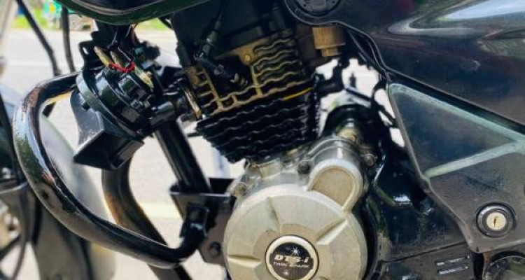 BAJAJ DISCOVER 125 2013