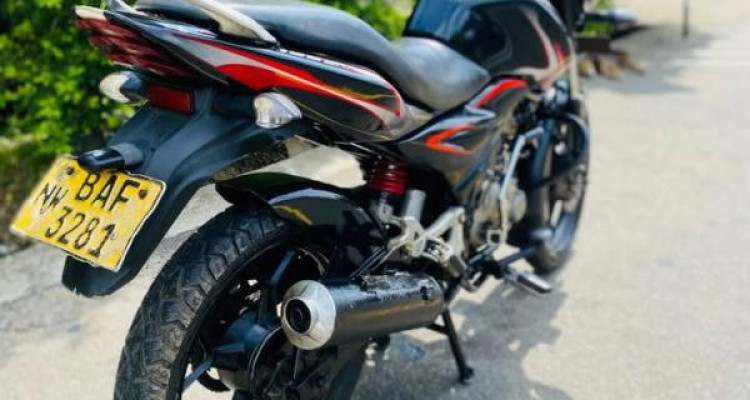 BAJAJ DISCOVER 125 2013