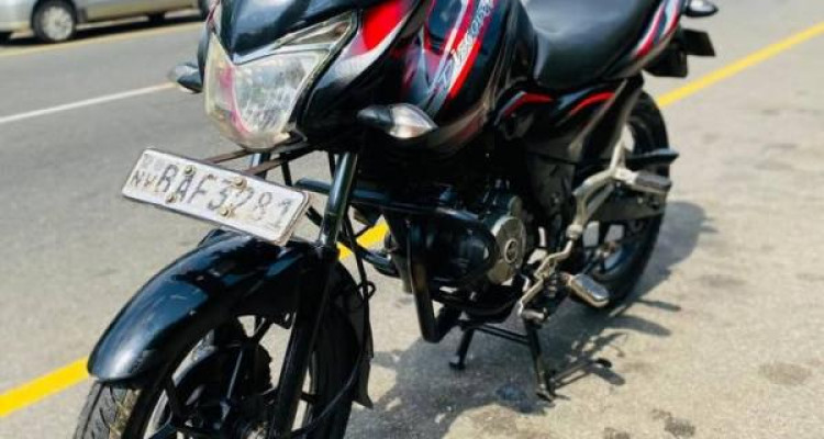 BAJAJ DISCOVER 125 2013