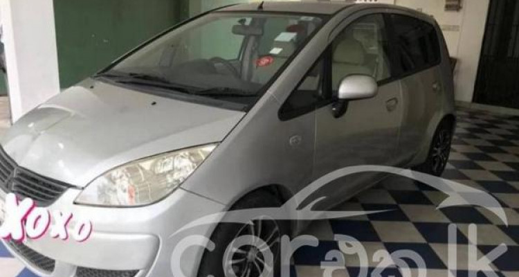MITSUBISHI COLT 2006