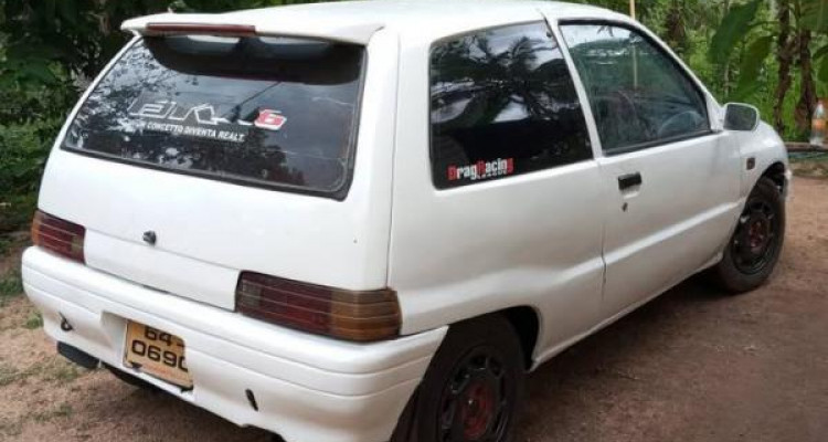 DAIHATSU CHARADE G101 1989