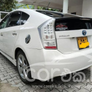 TOYOTA PRIUS 2011