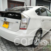 TOYOTA PRIUS 2011