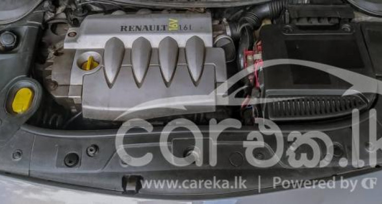RENAULT MEGANE 2004