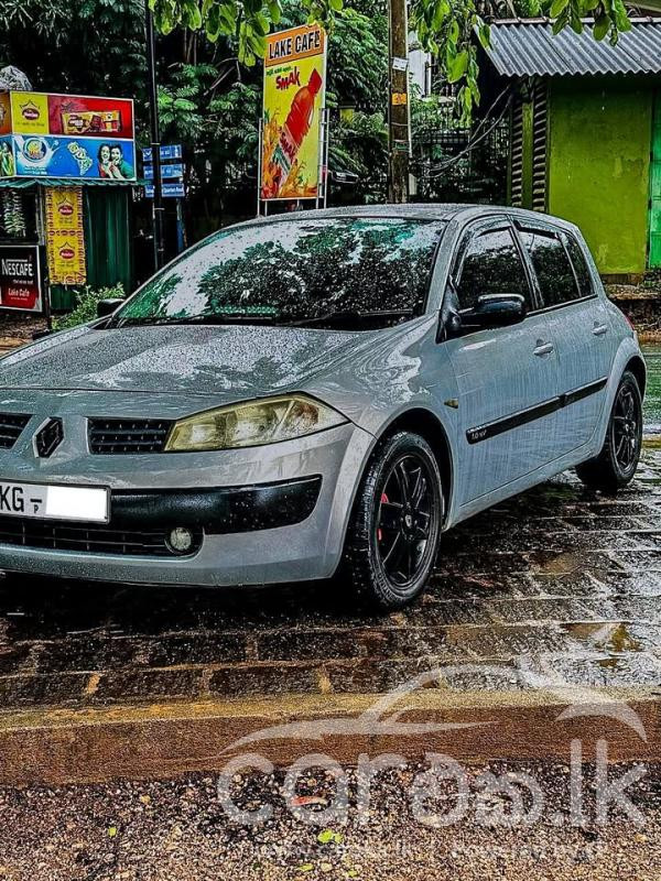 RENAULT MEGANE 2004