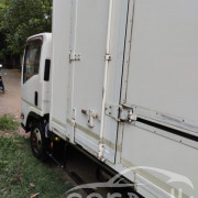 ISUZU ELF FREEZER 2013
