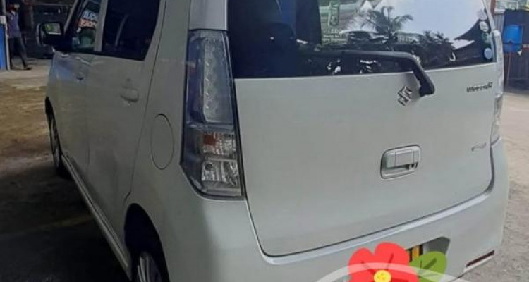 SUZUKI WAGON R FZ 2017