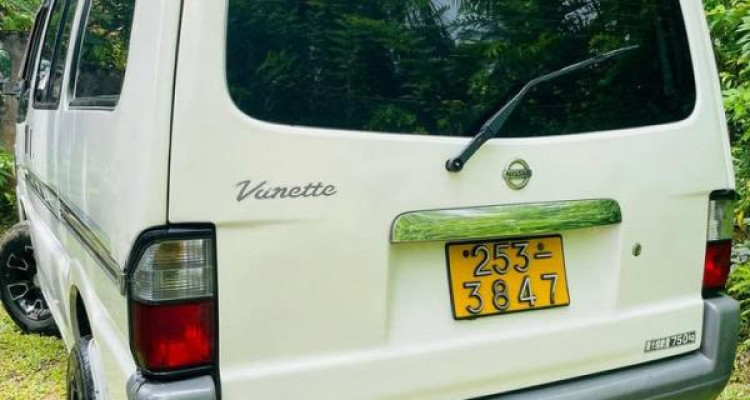 NISSAN VANETTE 1995