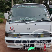 NISSAN CARAVAN 1992