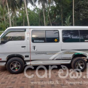 NISSAN CARAVAN 1992