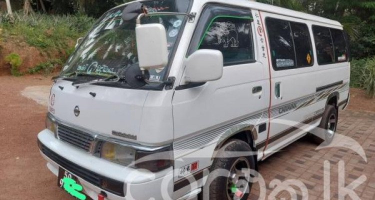 NISSAN CARAVAN 1992