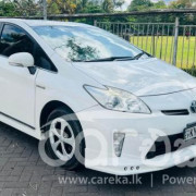 TOYOTA PRIUS 2012