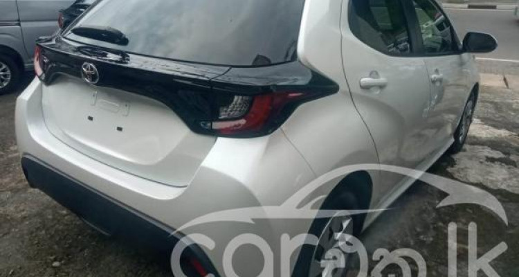 TOYOTA YARIS 2022