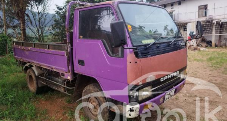 MITSUBISHI CANTER 1989